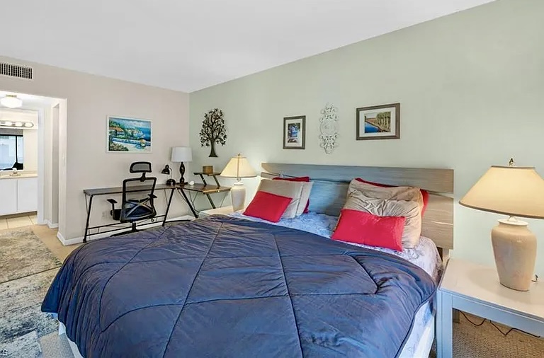 marwood-naples-condo/