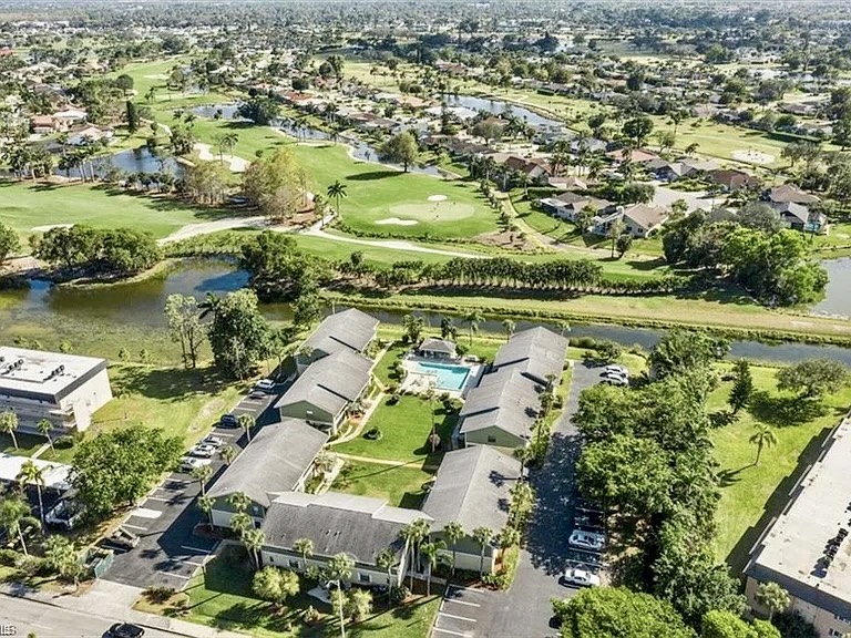 marwood-naples-condo/