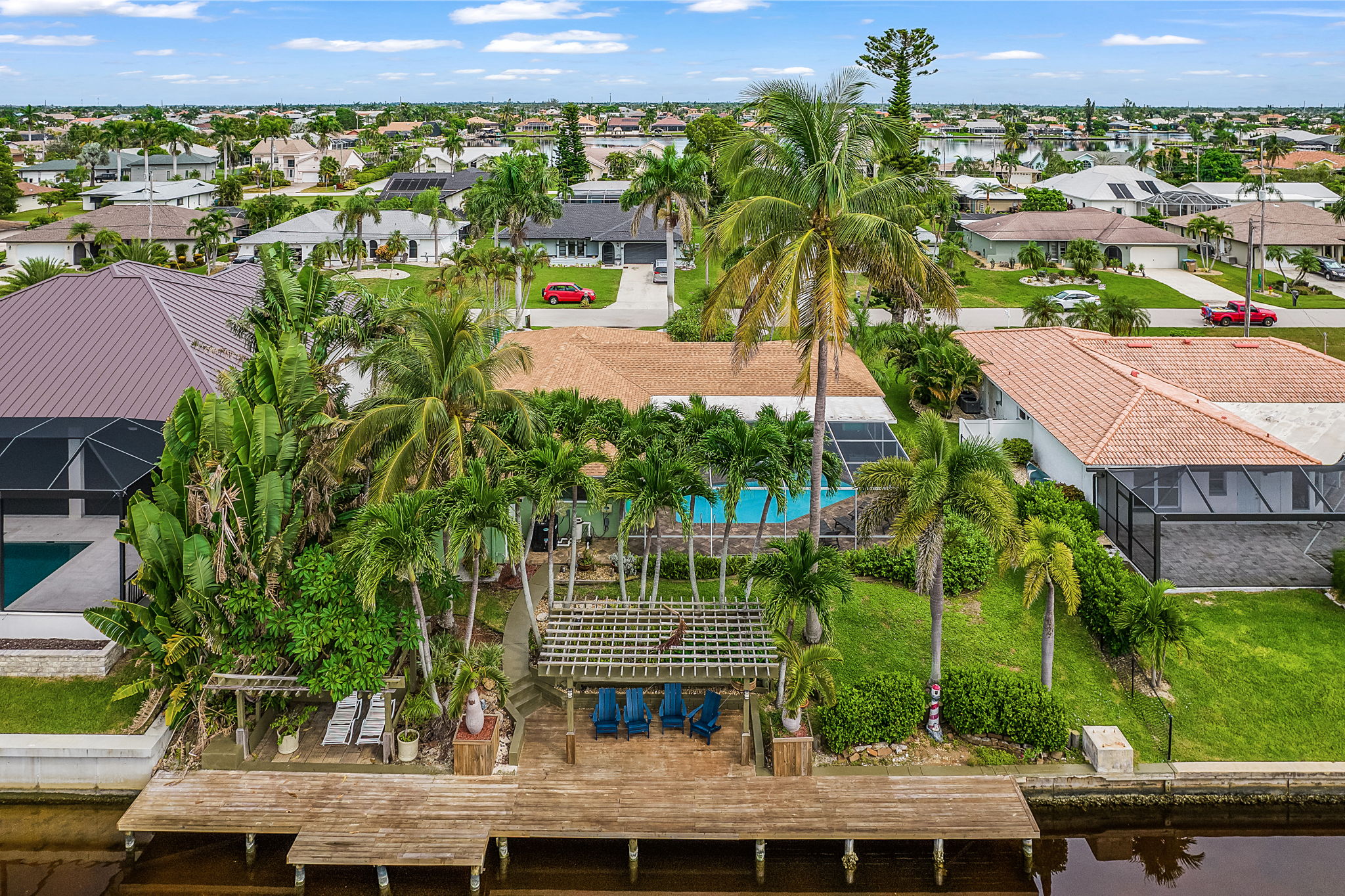 Villa Dolphin at the 8-lakes | Heated Pool