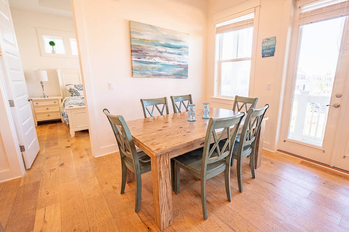 prominence-townhome-on-30a-wheated-pool-and-bikes!/