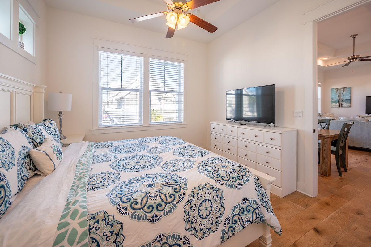 prominence-townhome-on-30a-wheated-pool-and-bikes!/