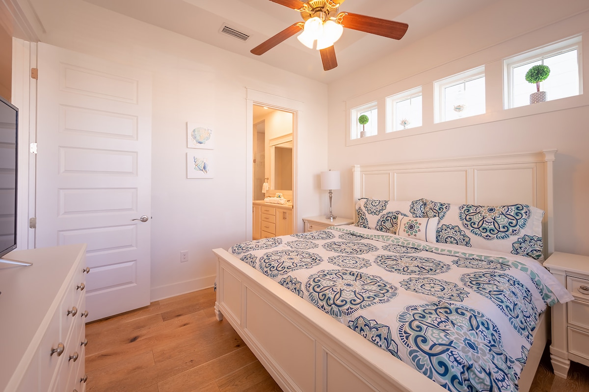 prominence-townhome-on-30a-wheated-pool-and-bikes!/