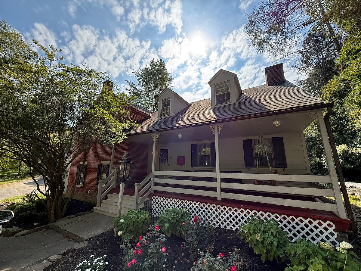 Front porch (seating for 8)