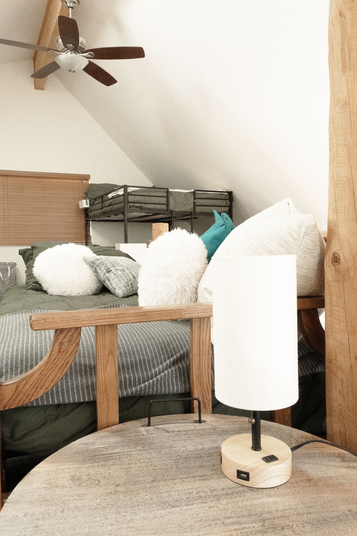 Pine Creek Cottage image 31