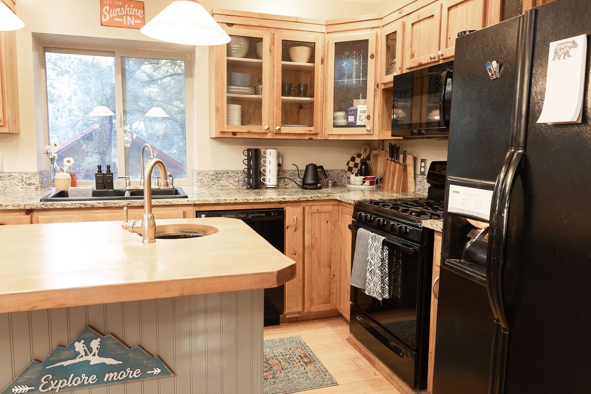 Pine Creek Cottage image 24