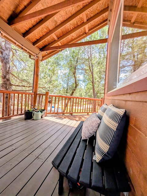 Quiet Wooded Pine Escape: Large Deck, Pet Friendly image 3