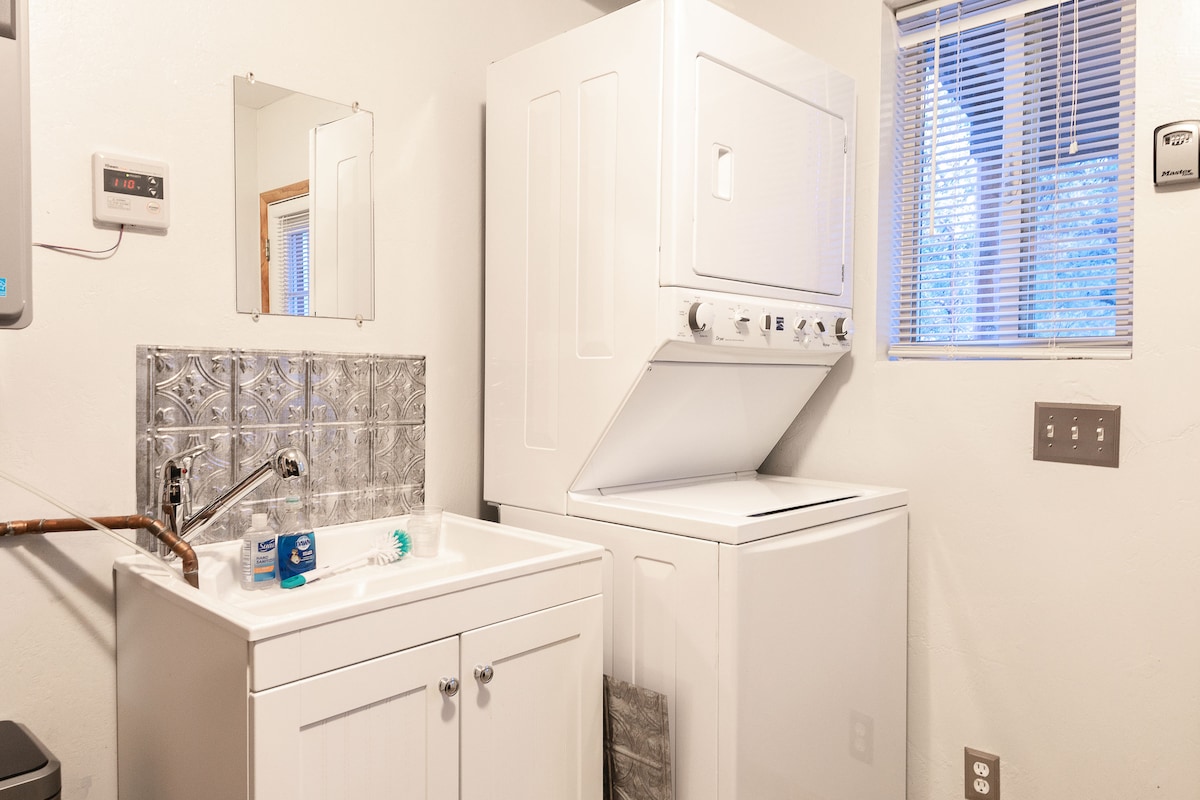 Pine Creek Cottage image 39