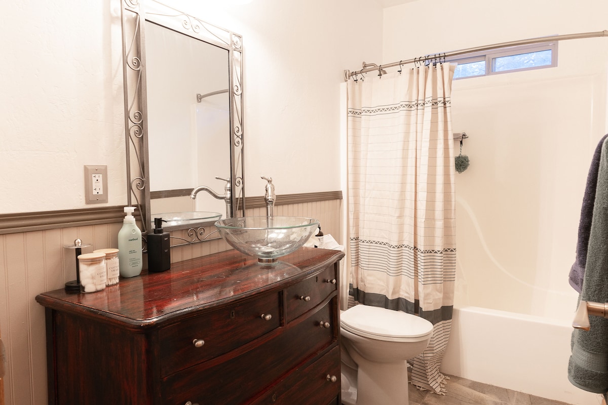 Pine Creek Cottage image 15