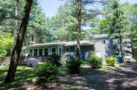 Photo of the home from backyard.