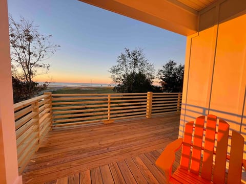 Amazing Views Beach Home, 4Bed/3Baths image 2