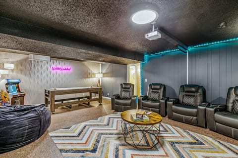 Place in West Wichita - Duplex with Hot Tub and Home Theater