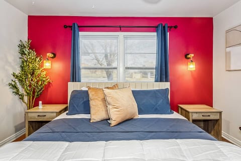 KingBed, Gazebo - NearDowntown & Ascension