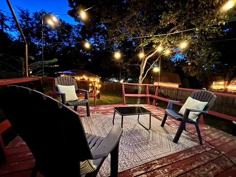 KingBed, Gazebo - NearDowntown & Ascension