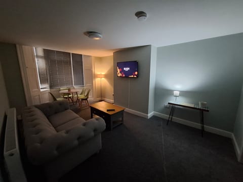 Alice house image 4