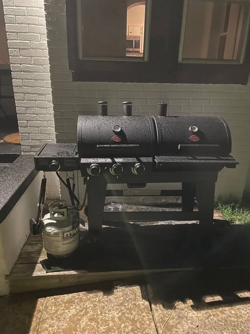 Charcoal / gas grill combo. Charcoal for nice family, cookout, and gas when you just need to get some burgers cooked up.