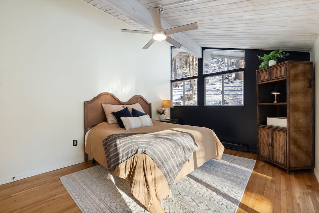 charming-cabin-nestled-in-nature/