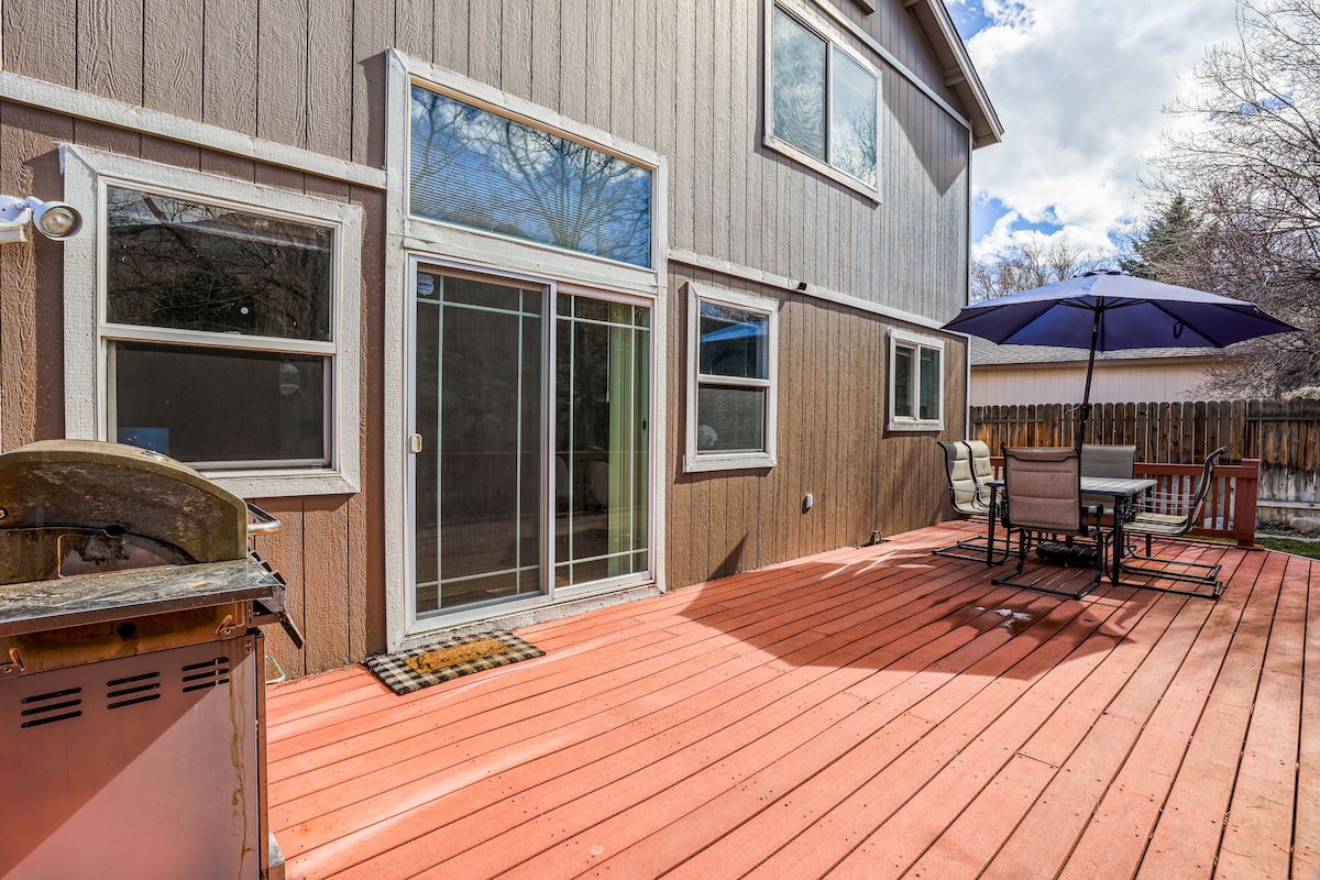 designer-home-conveniently-located-in-reno/