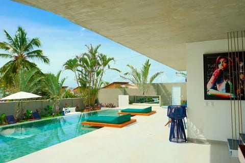 Luxury Villa facing ocean and Lagoa