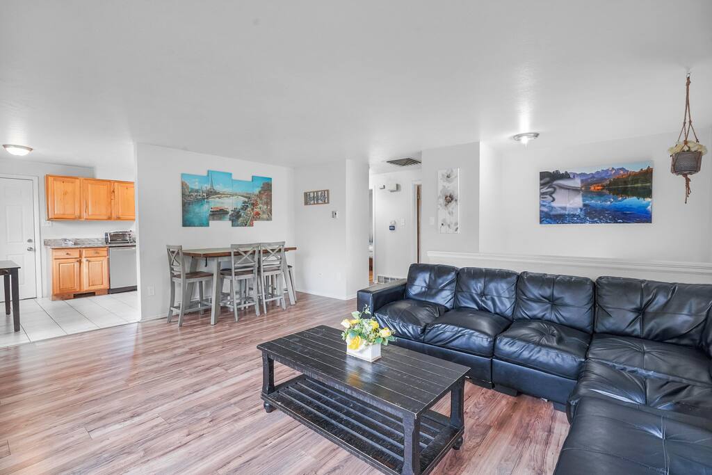 large-5-bedroom-*-wheat-ridge-*-central-*-2-kings!/