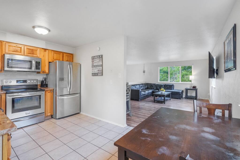 large-5-bedroom-*-wheat-ridge-*-central-*-2-kings!/