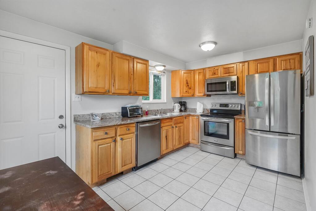 large-5-bedroom-*-wheat-ridge-*-central-*-2-kings!/