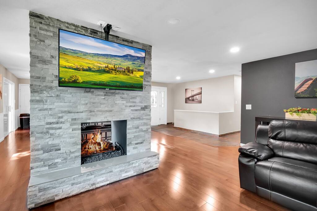 huge-arvada-retreat!-quiet-area-holiday-home/