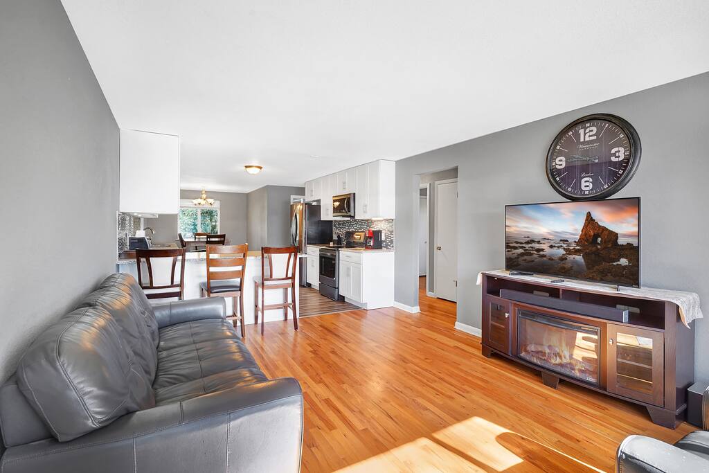 cozy-3br-near-dt-denver-+-wd+porch+free-parking/