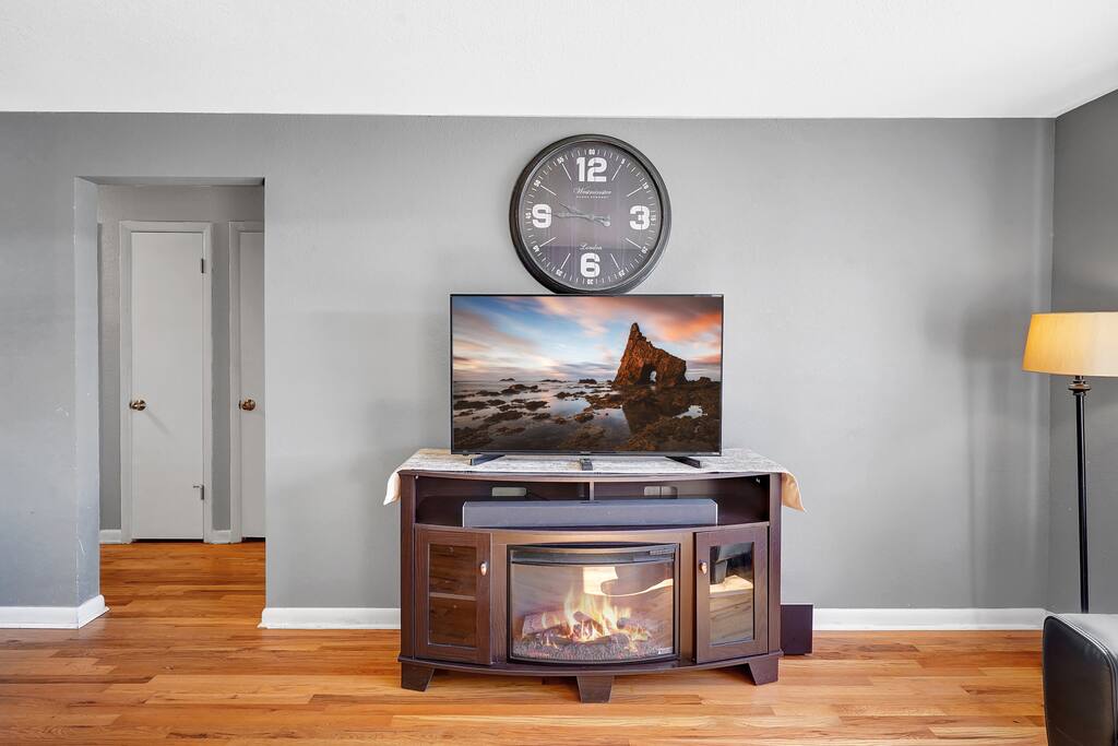 cozy-3br-near-dt-denver-+-wd+porch+free-parking/