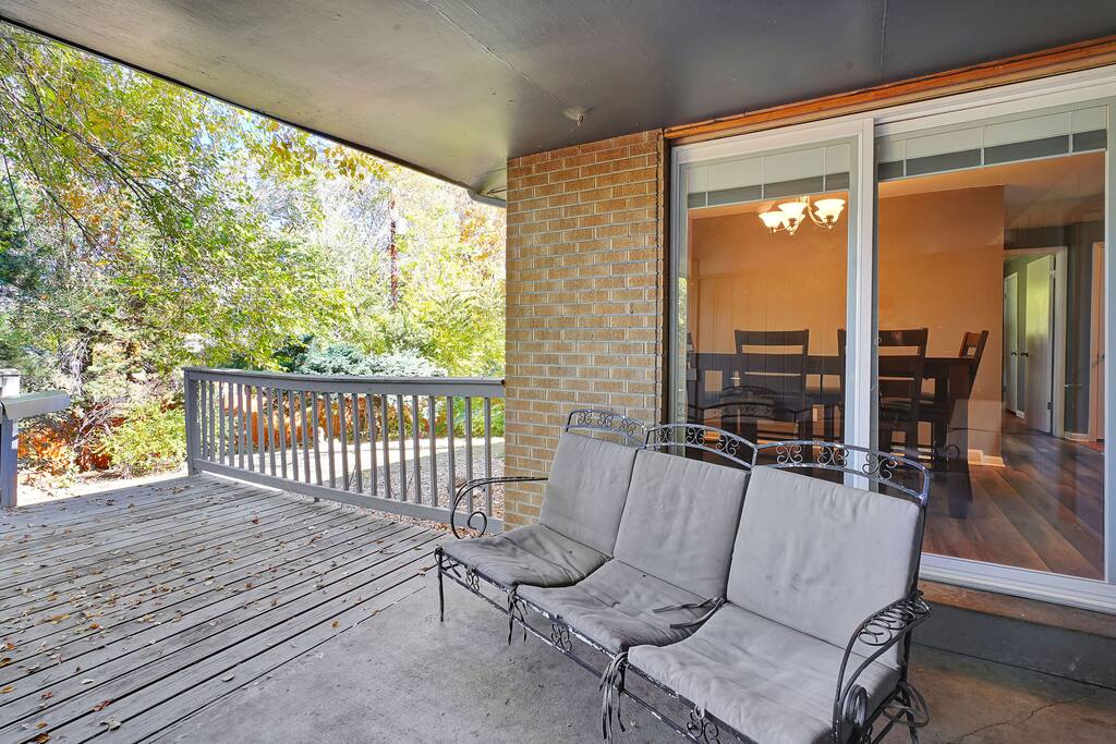 cozy-3br-near-dt-denver-+-wd+porch+free-parking/