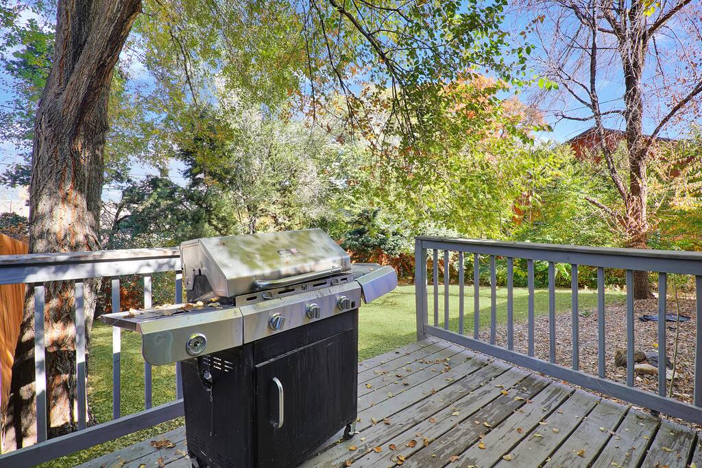 cozy-3br-near-dt-denver-+-wd+porch+free-parking/