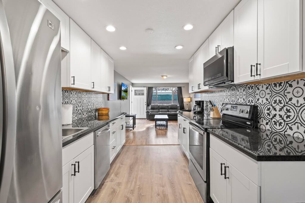 central-huge-duplex-sleeps-16/