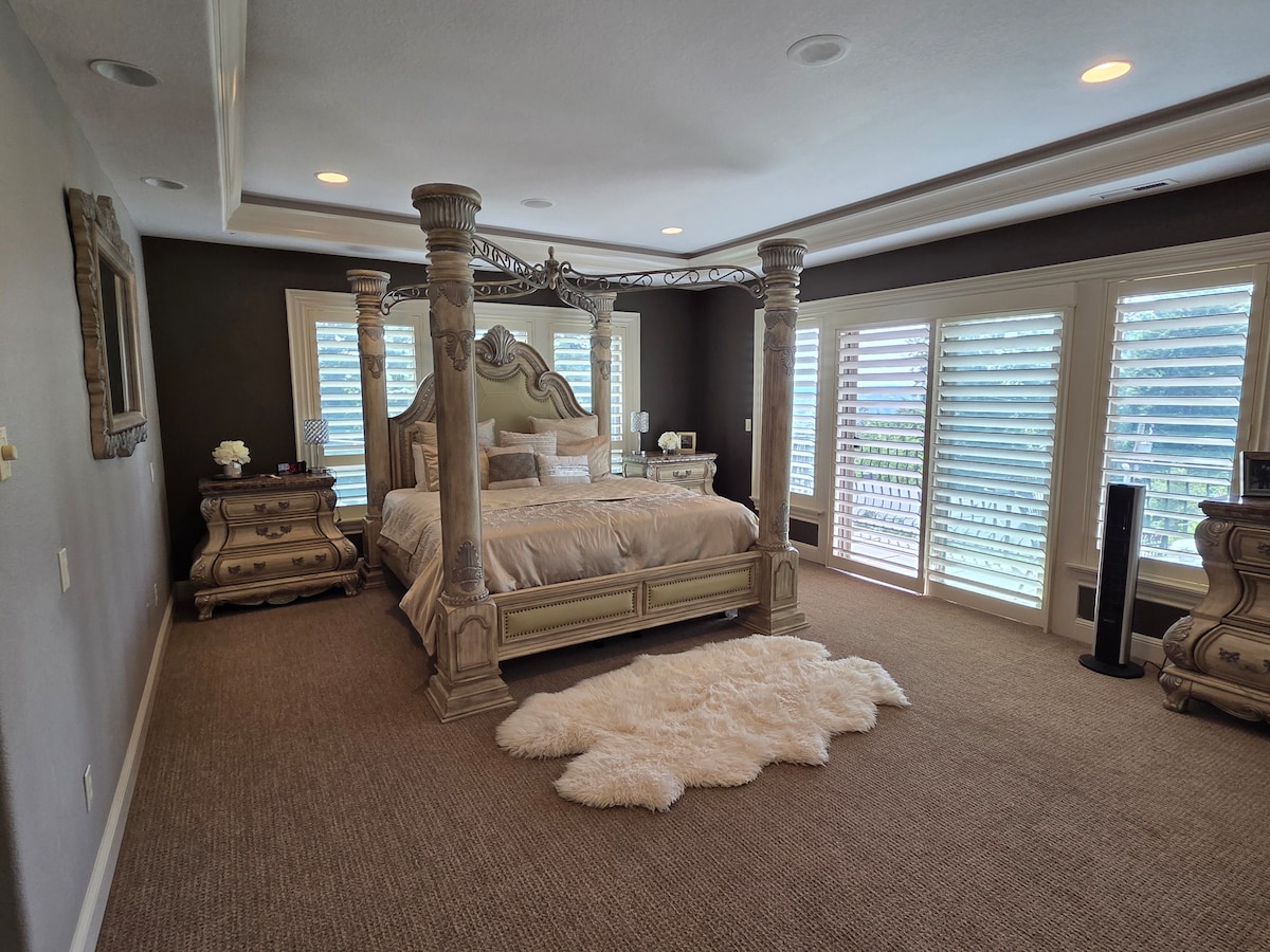 Split king tempurpedic bed