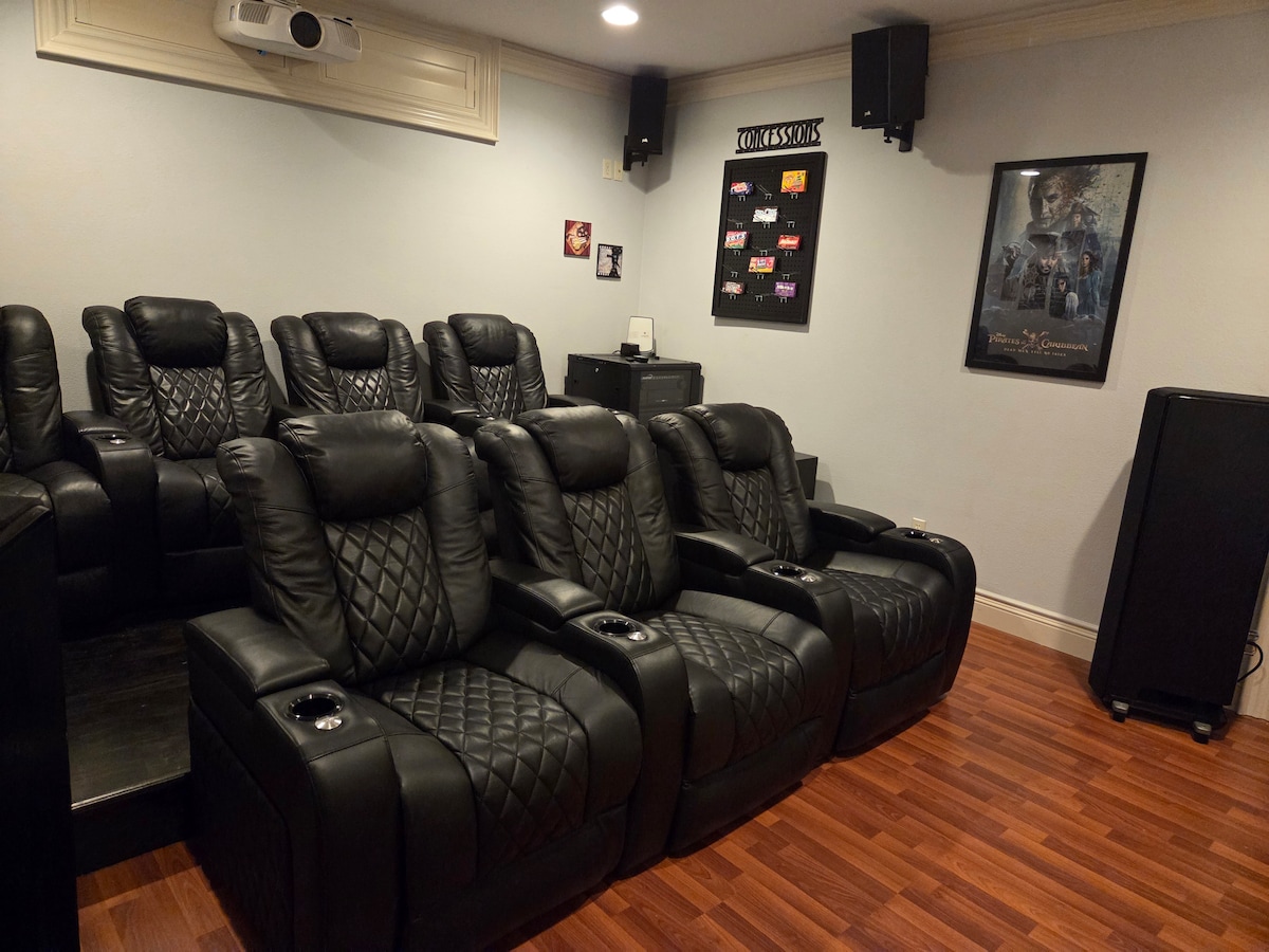 Chef’s Kitchen • Theater • Sauna • Game Room • PDX image 25