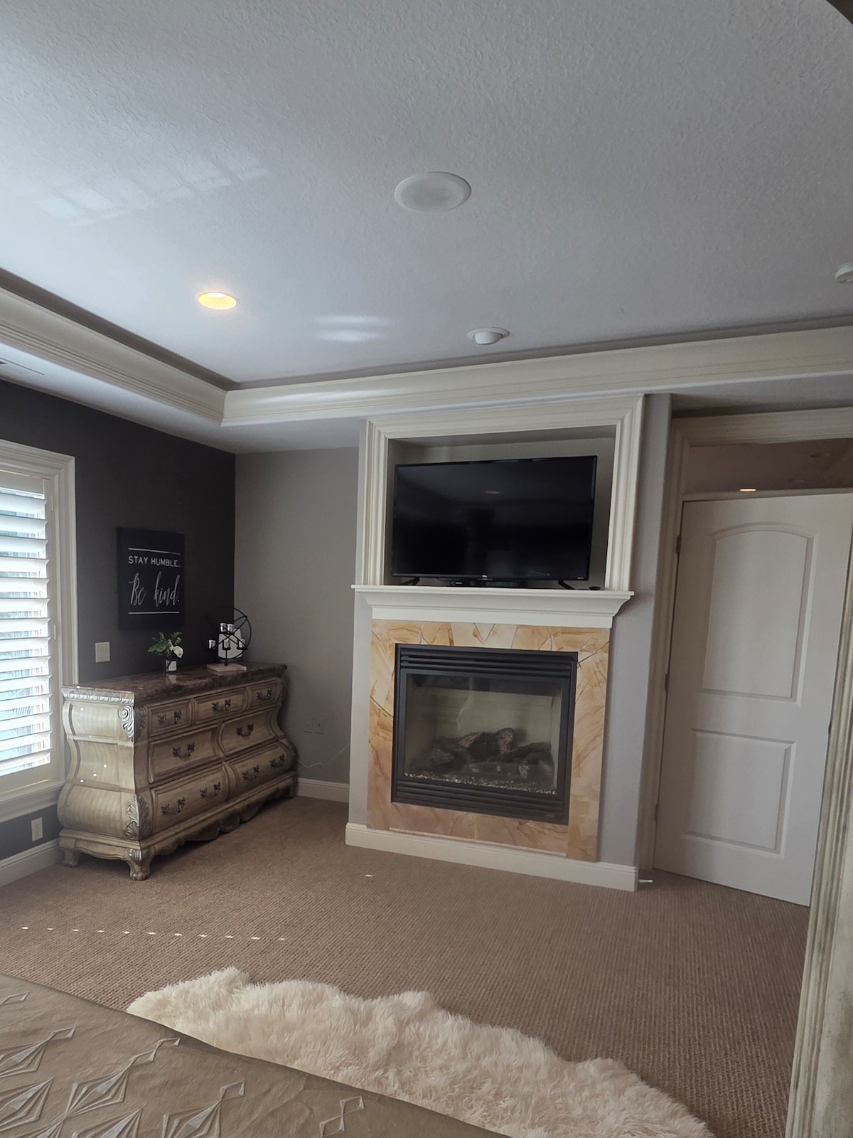 Chef’s Kitchen • Theater • Sauna • Game Room • PDX image 34