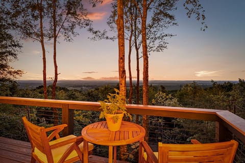 New! Rustic Ridgetop Cabin *Views *Hot Tub *King image 4