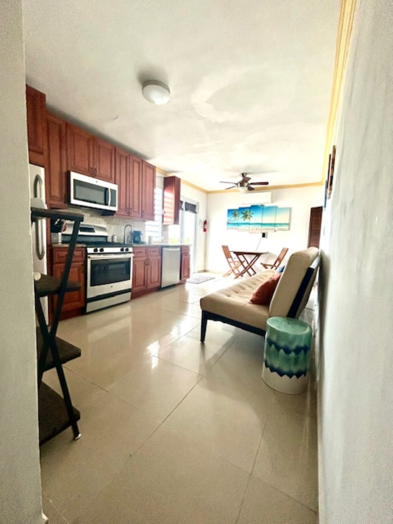 amazing-views-and-sunsets-el-yunque-forest-wpool-and-generator/