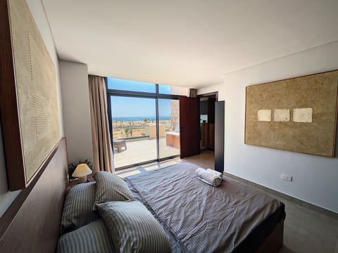 Stunning Penthouse Seaview Apt in Mesca, Somabay image 3