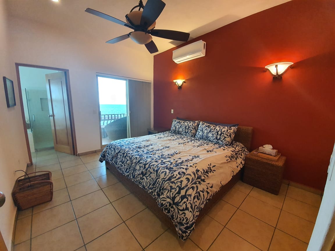 top-floor-condo-on-the-beach!-a201/