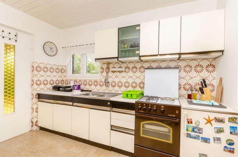 Apartment Lav - Unit 377904-13
