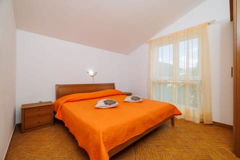 Apartments Sanja - Unit 377905-13