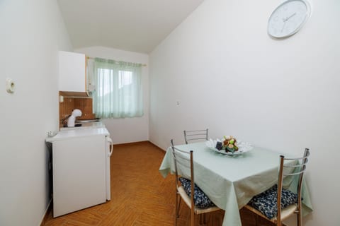 Apartments Sanja - Unit 377906-13