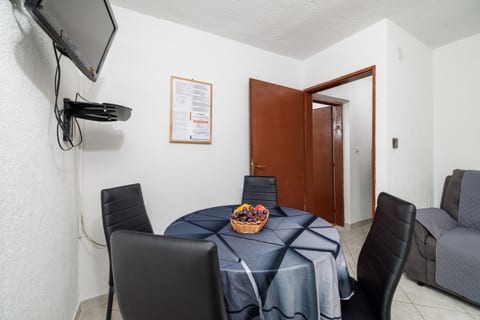 Apartments Ester - Unit 377900-13