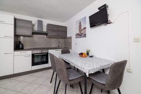 Apartments Ester - Unit 377901-13