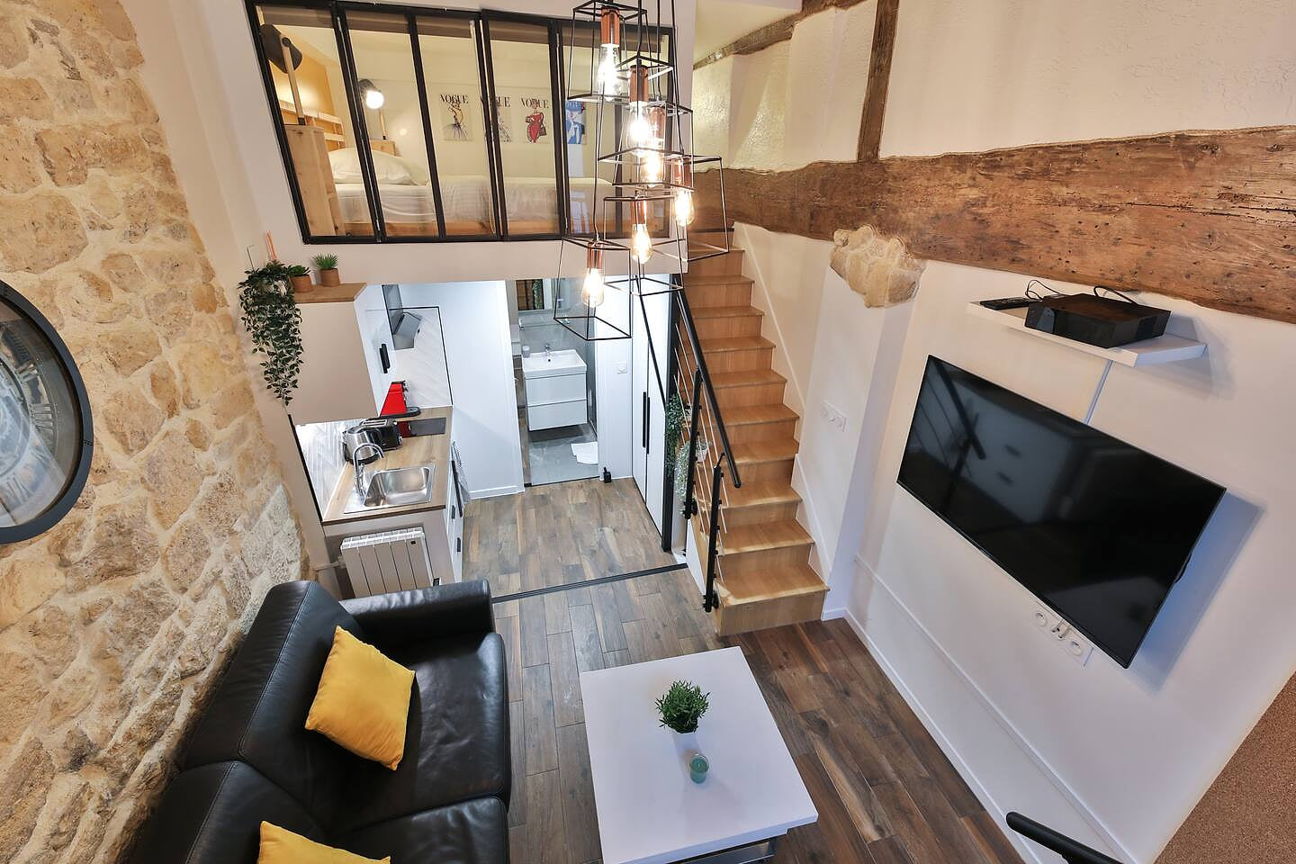 Chloé - Modern Loft Sorbonne Notre-Dame Historic