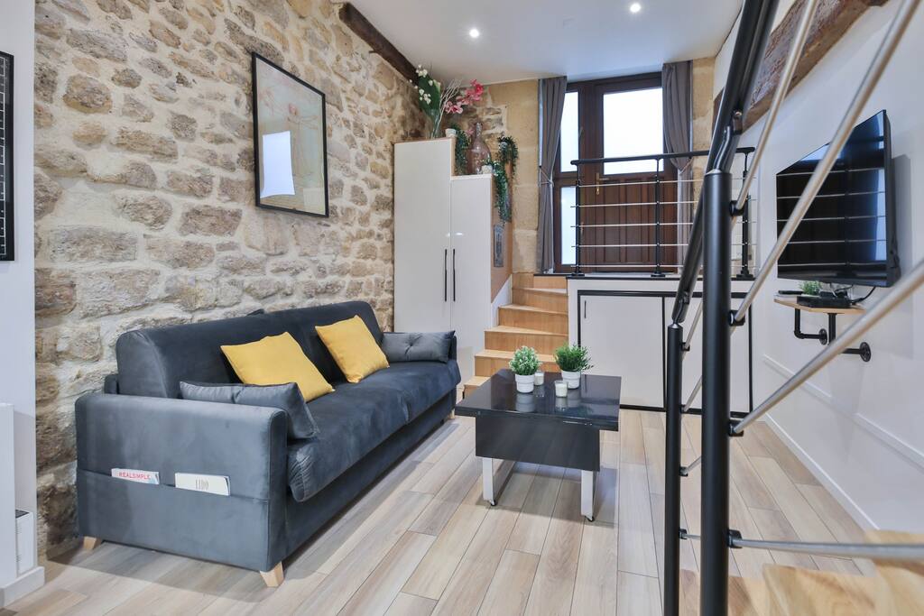 Clara - Modern Loft Sorbonne Notre-Dame Historic
