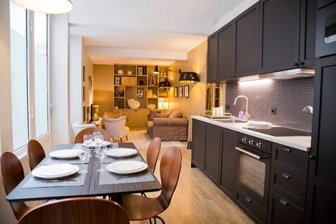 Célestine - Luxury Duplex Saint-Michel Luxembourg Gardens