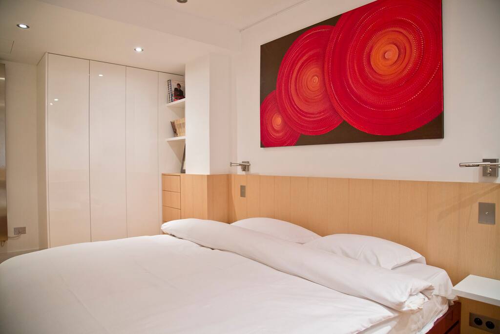 Apolline - Luxury 3BR Suite Quai Saint-Michel Cathedral Views