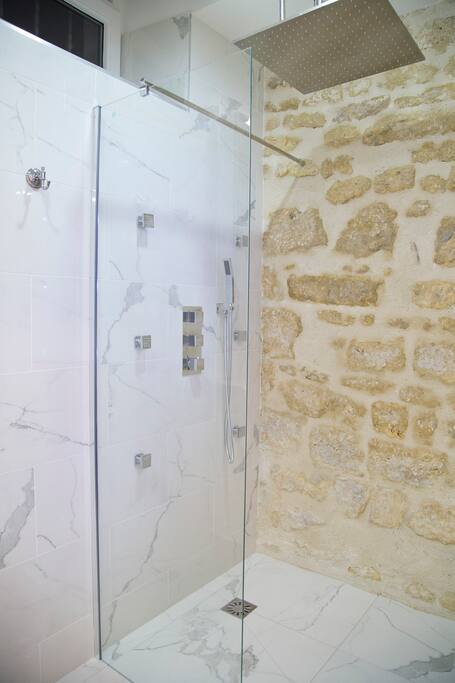 Mathilde - Authentic Studio Saint-Germain Seine Walk