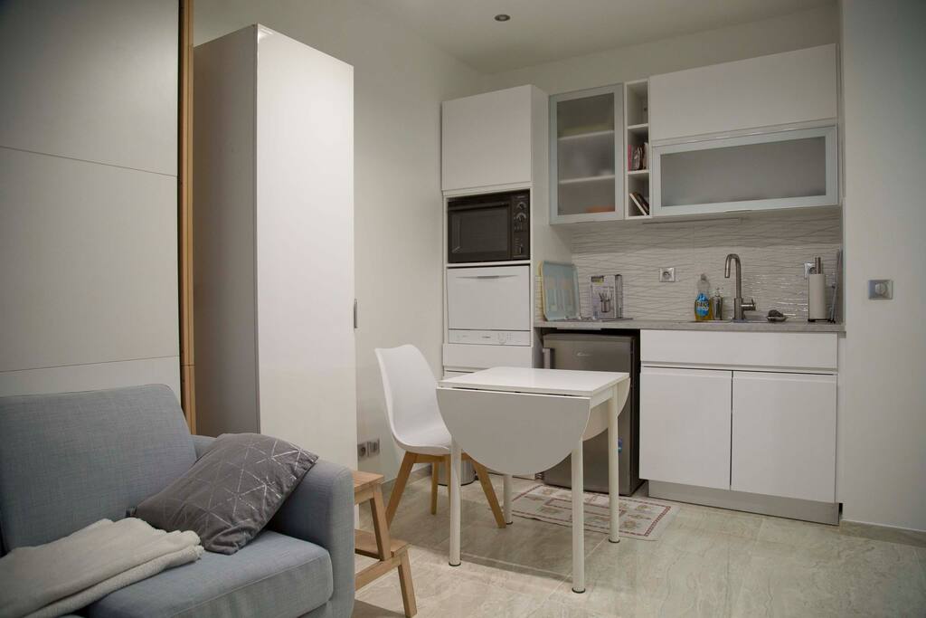 Magnifique Saint Mandé, au pieds du metro, balcon