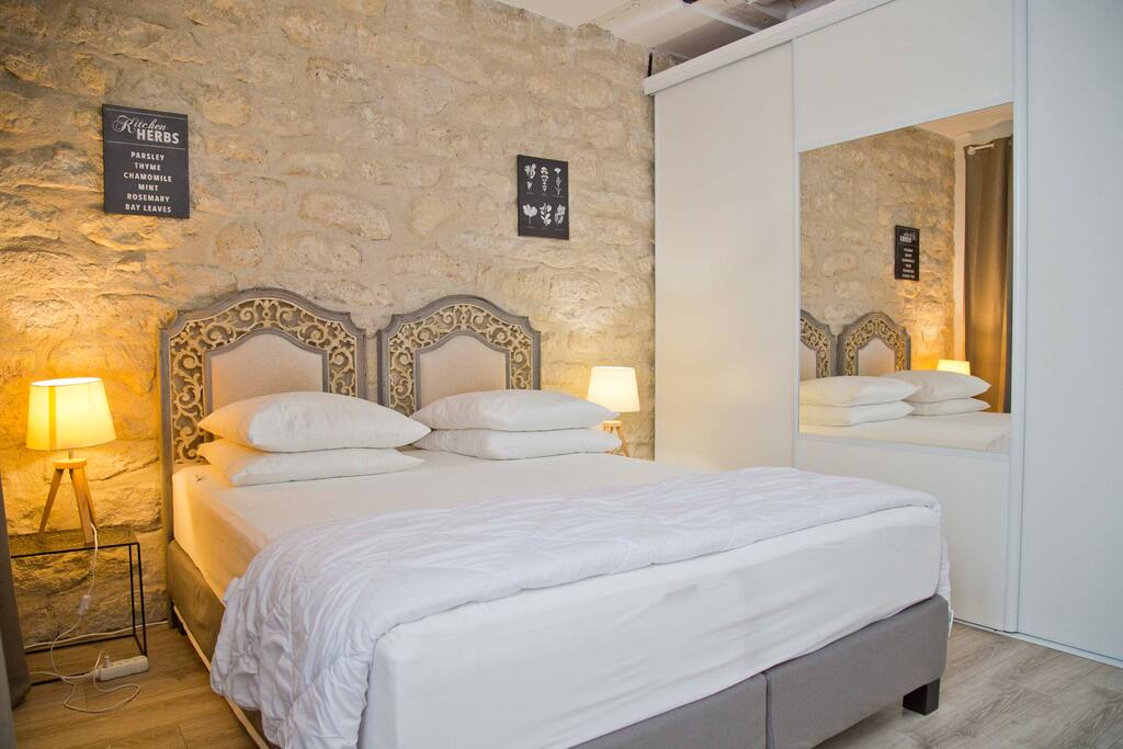 Great apartment 11th close Marais